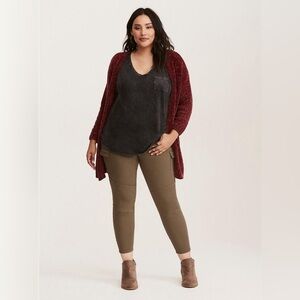 Torrid | NEW! Skinny Cargo Pants in Olive Wash